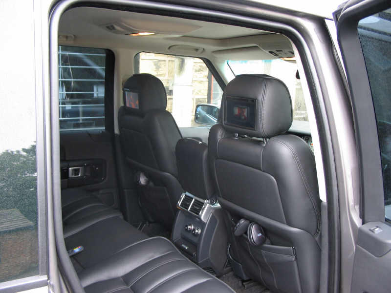 Range Rover Vouge Screens